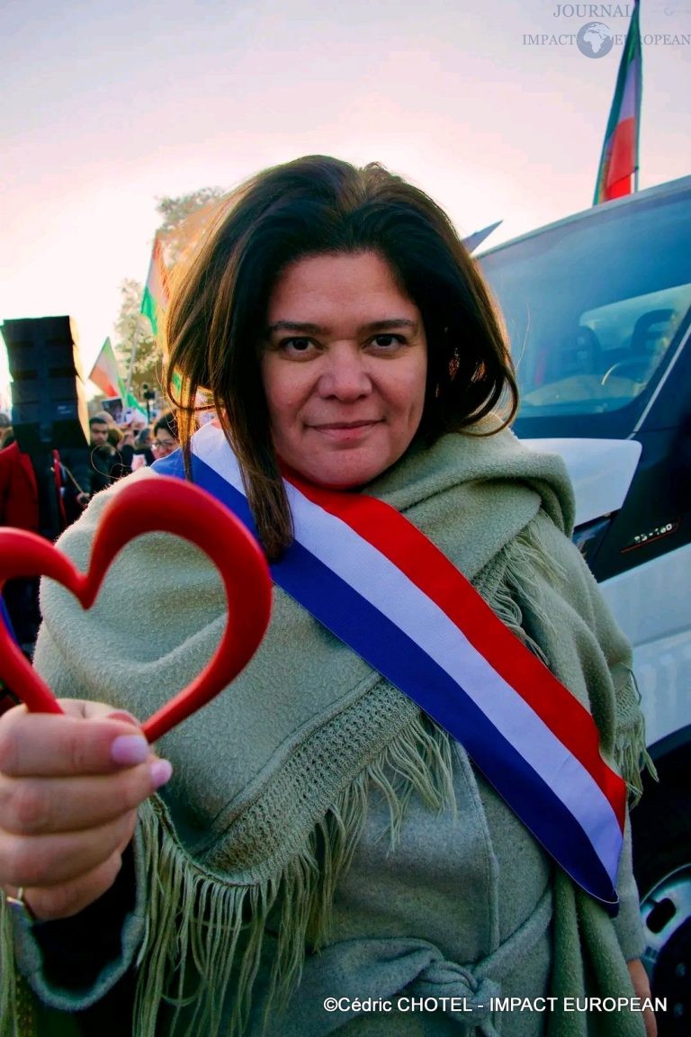 Rassemblement la liberté vue par les iraniens.6