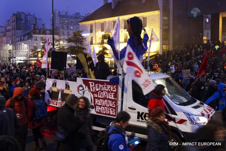 manif réforme retraites 37