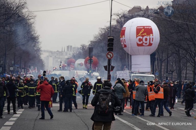 Manif retraite 7 mars 2023 63