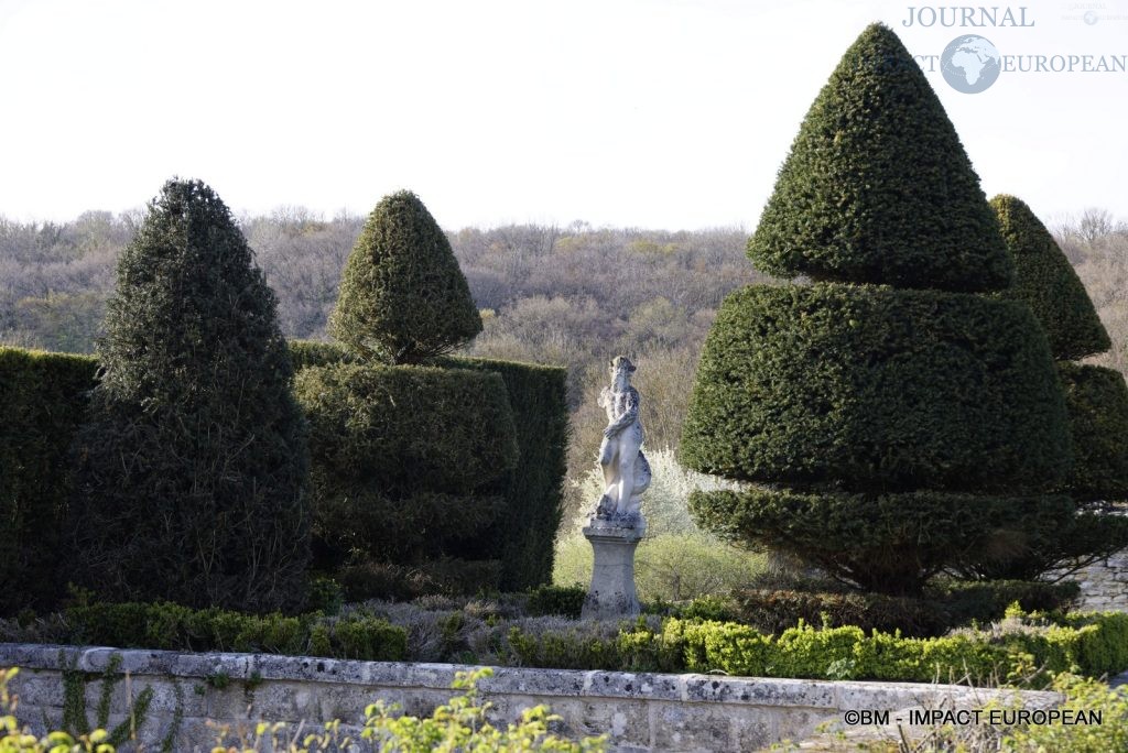 Château et jardins d'Ambleville 33