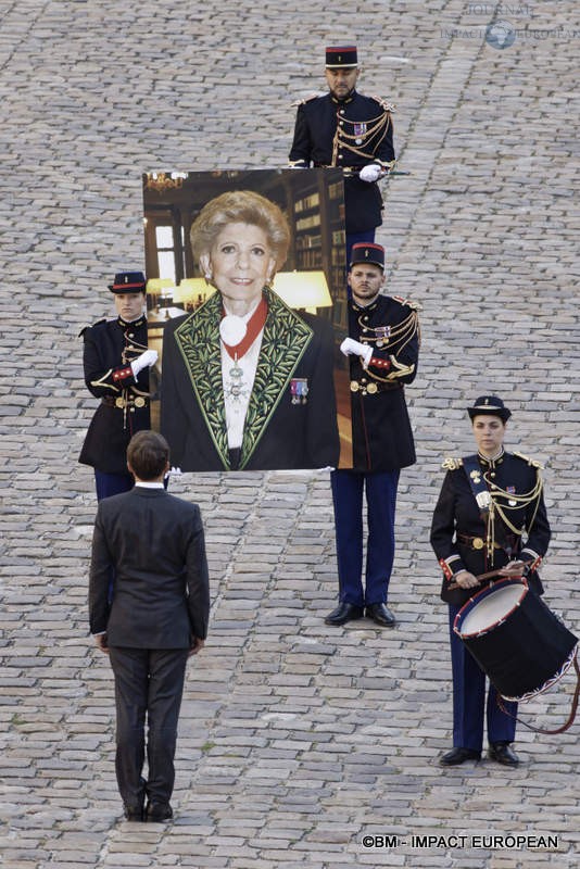 Hommage national Hélène Carrere d'Encausse 37