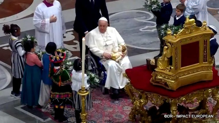 Pape et le petit Jésus NOEL 2023