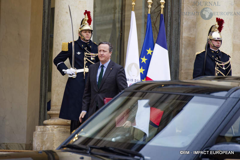 Le ministre britannique des Affaires étrangères, David Cameron