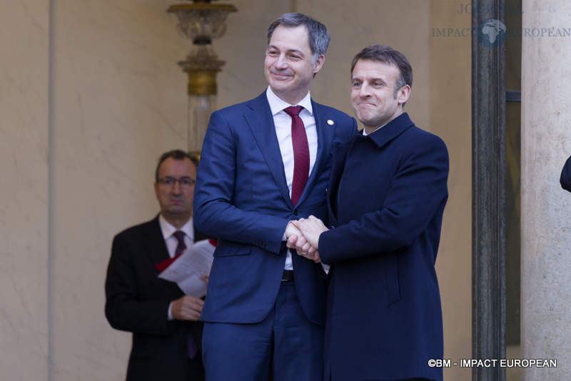 Alexander De Croo, le premier ministre belge et le président français Emmanuel Macron