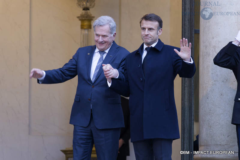 Sauli Niinistö, président de la Finlande et le président français Emmanuel Macron