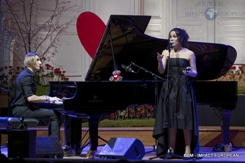 Le pianiste Marc-Olivier Poingt et la chanteuse Carolina Alabau