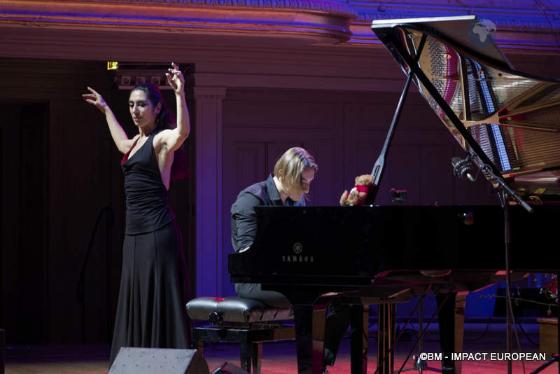 La danseuse Karine HERROU-GONZALES  et le pianiste Marc-Olivier Poingt