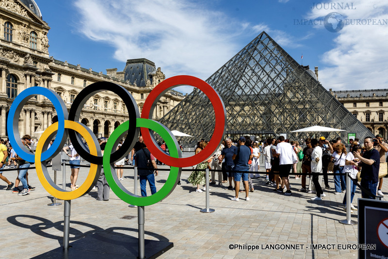 Anneaux Olympiques du Louvre