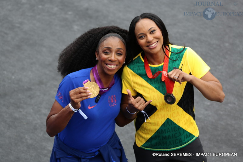 SUA - Lashinda DEMUS médaille d'or et JAM - Chelsea Hammond Ross