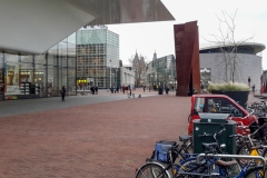 Outside  the museum (Januari 2016)