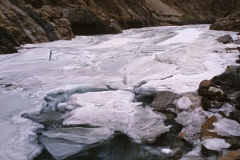 Ladakh  (1999)- Bevroren Zanskar rivier (6)