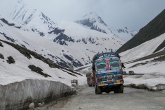 Van Ladakh naar Srinagar: voor de Zojila (pas) (9 juni 2010)