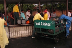 Domestic Terminal - Internationale Luchthaven Tribhuvan (10-10-2006)