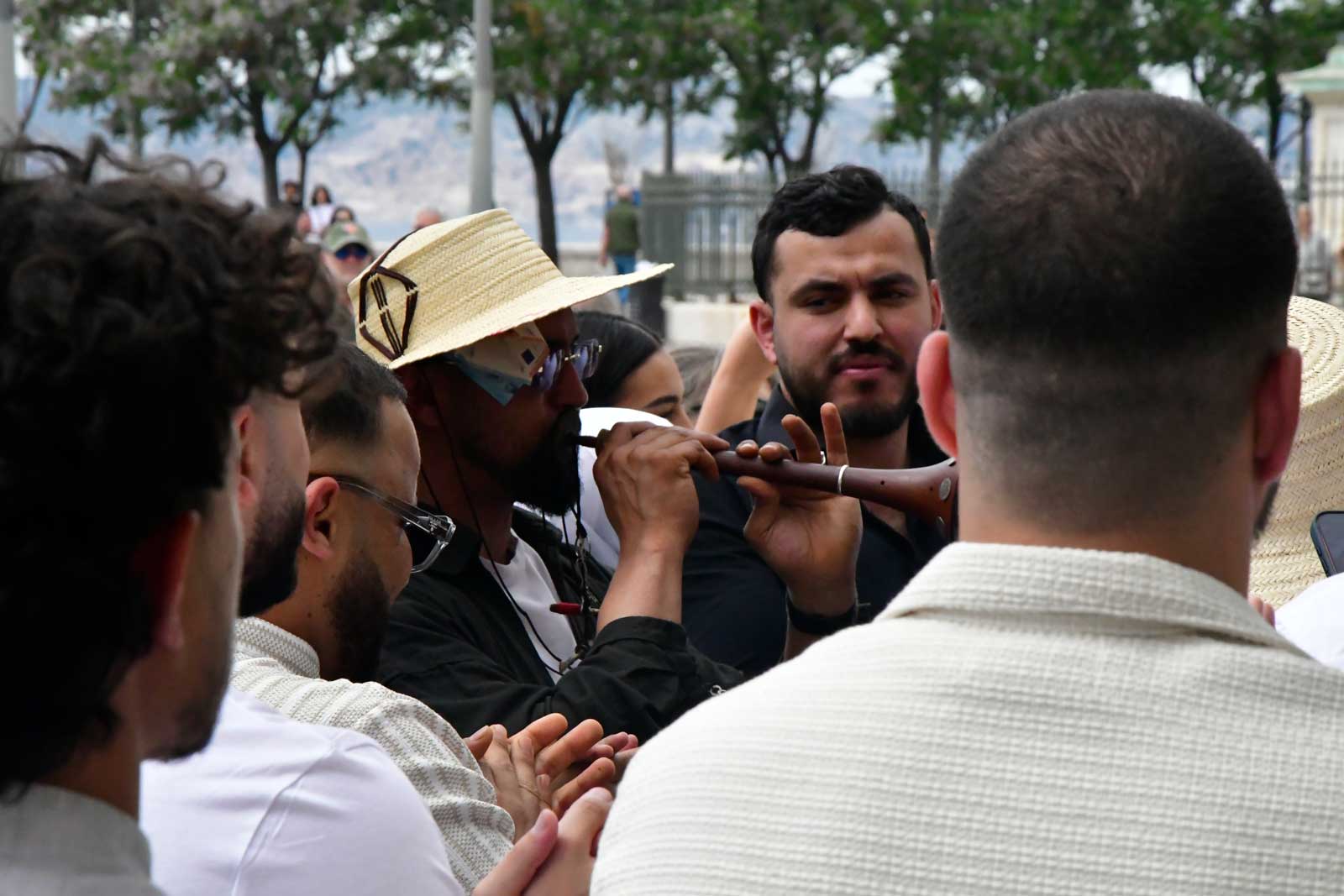 Trouwerij op Place de la Major, Marseille (9-5-2026)
