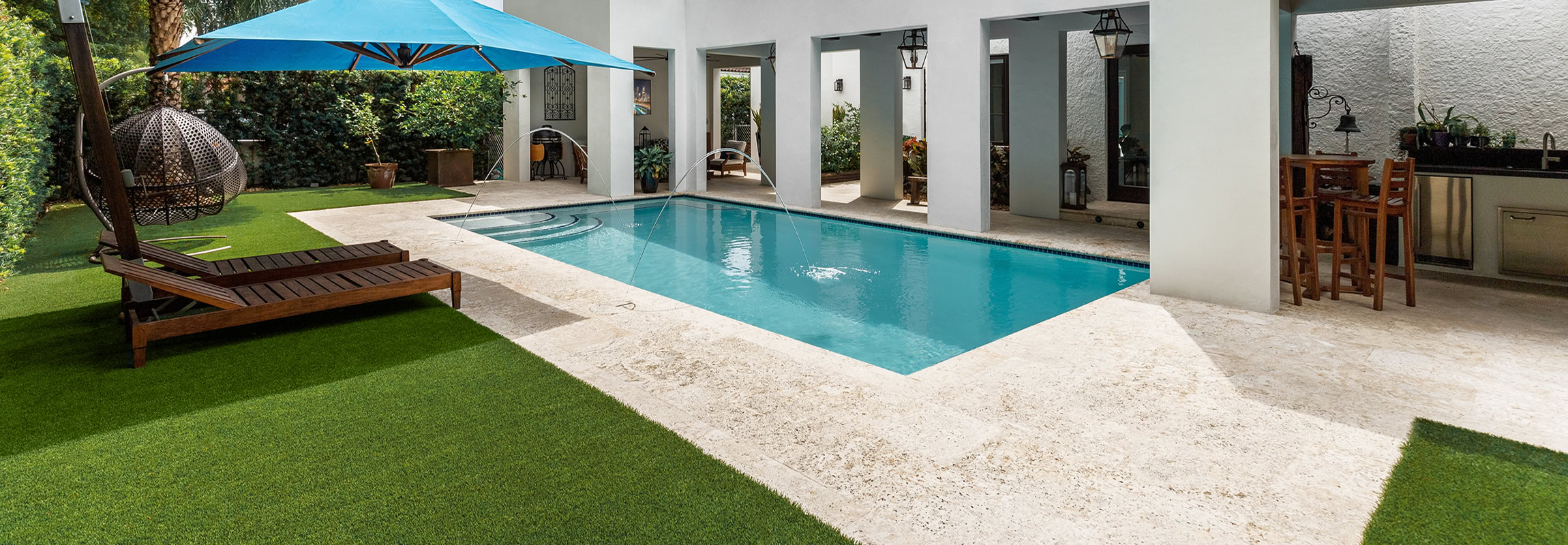 Florida,,Usa.,January:,Backyard,Of,A,Modern,House,With,Swimming
