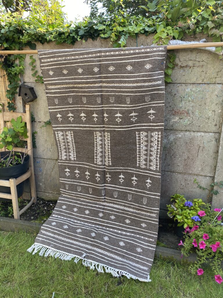 Kilim tapijt grijs berber