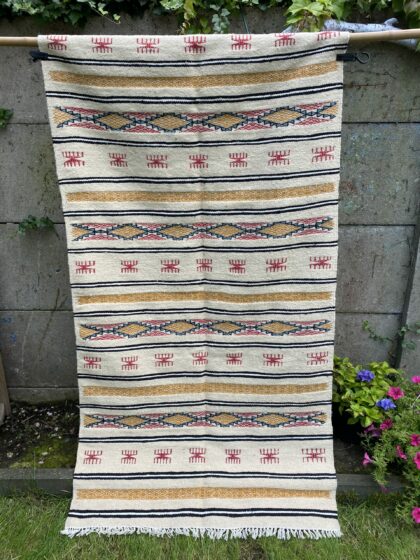 Kilim tapijt handgeknoopt oker