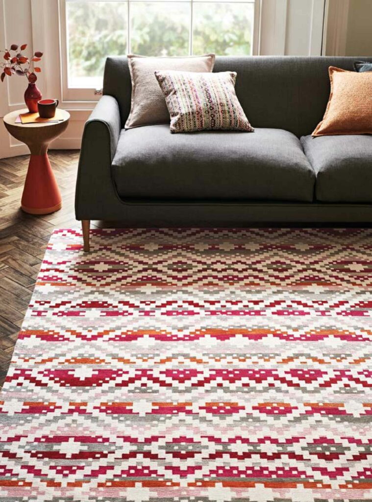 Takana Rug Romo