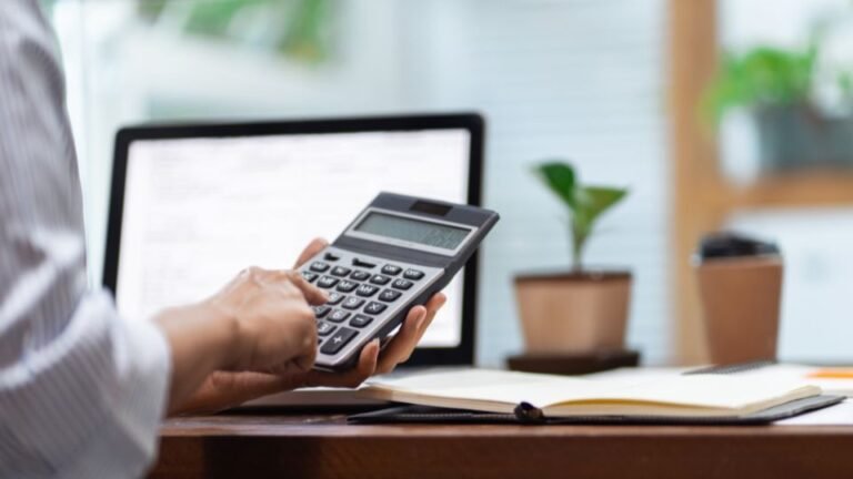 How Payroll & Accountancy Services Boost Business Efficiency