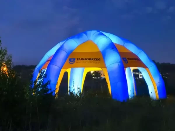 Oppustelig telt med blæser og LED lys i benene