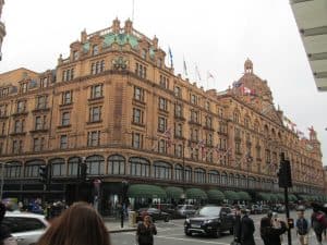 Sightseeing, Harrods