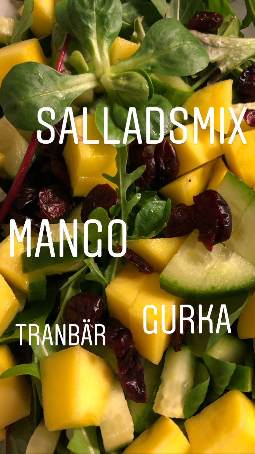 Kyckling med CURRY & mangosallad…