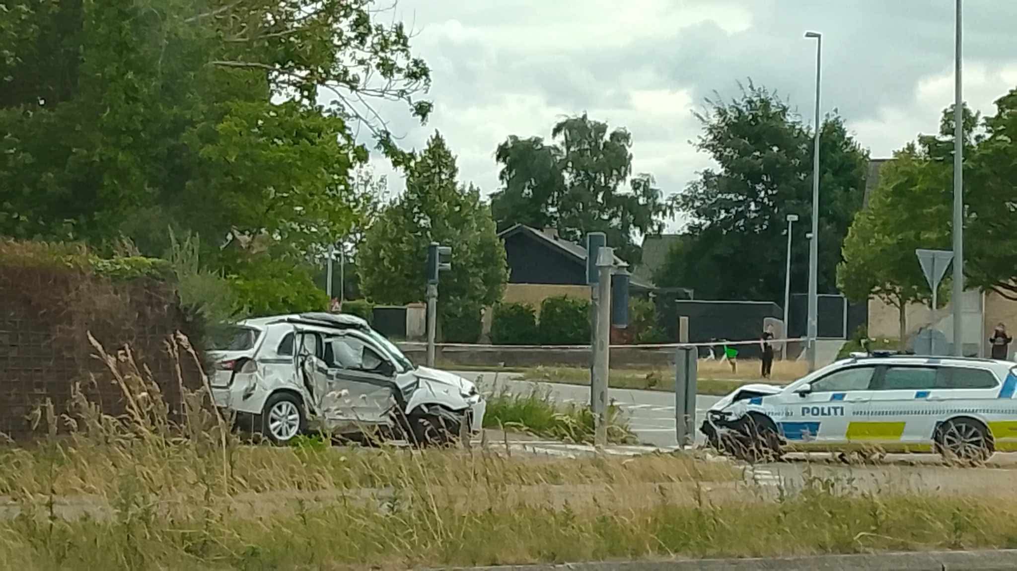 Politibil involveret i færdselsuheld i Aarhus