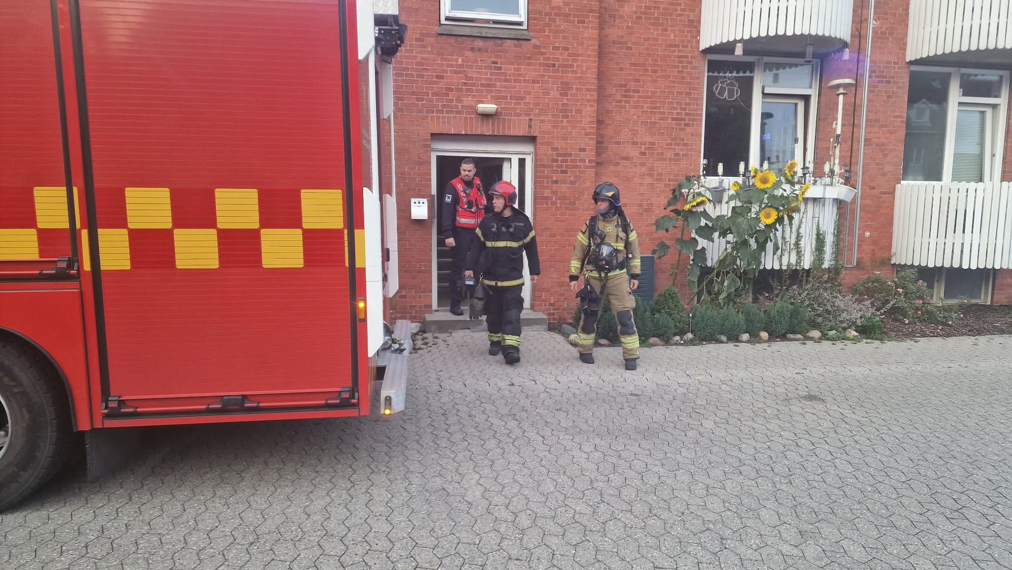 Brandvæsenet Kaldt til melding om Brand i lejlighed i Næstved - J.E.T-FOTO