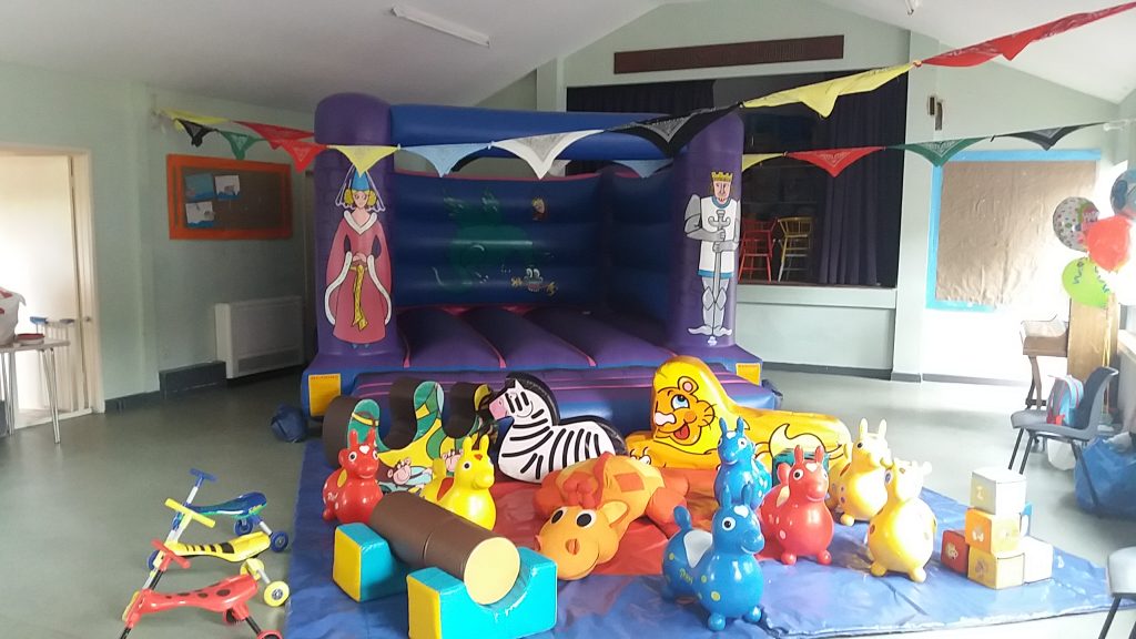 Knights Princess Party Hire Bouncy Castle Southampton Freemantle