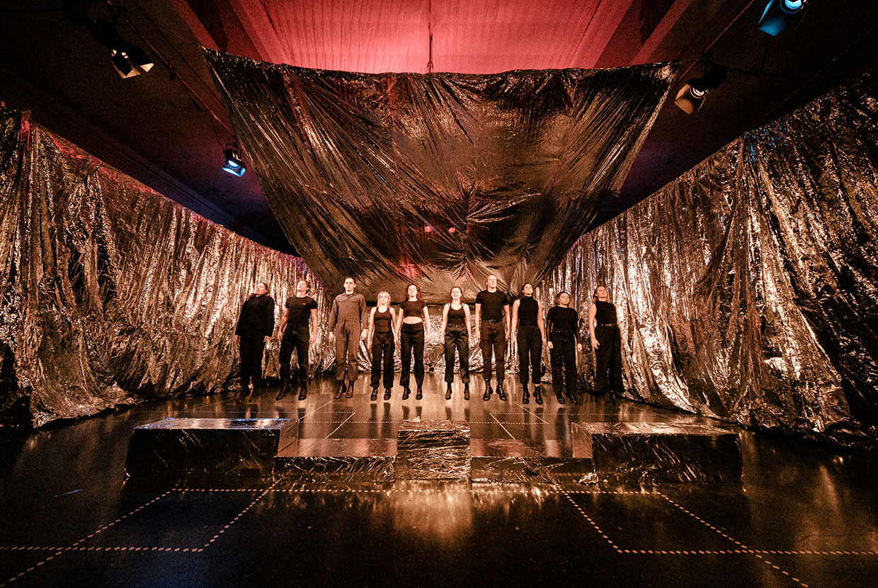 Johan Borups Højskole. Teater & Scenekunst efterår 2020. Jeg spejler mig i techno. Foto: Malthe Ivarsson