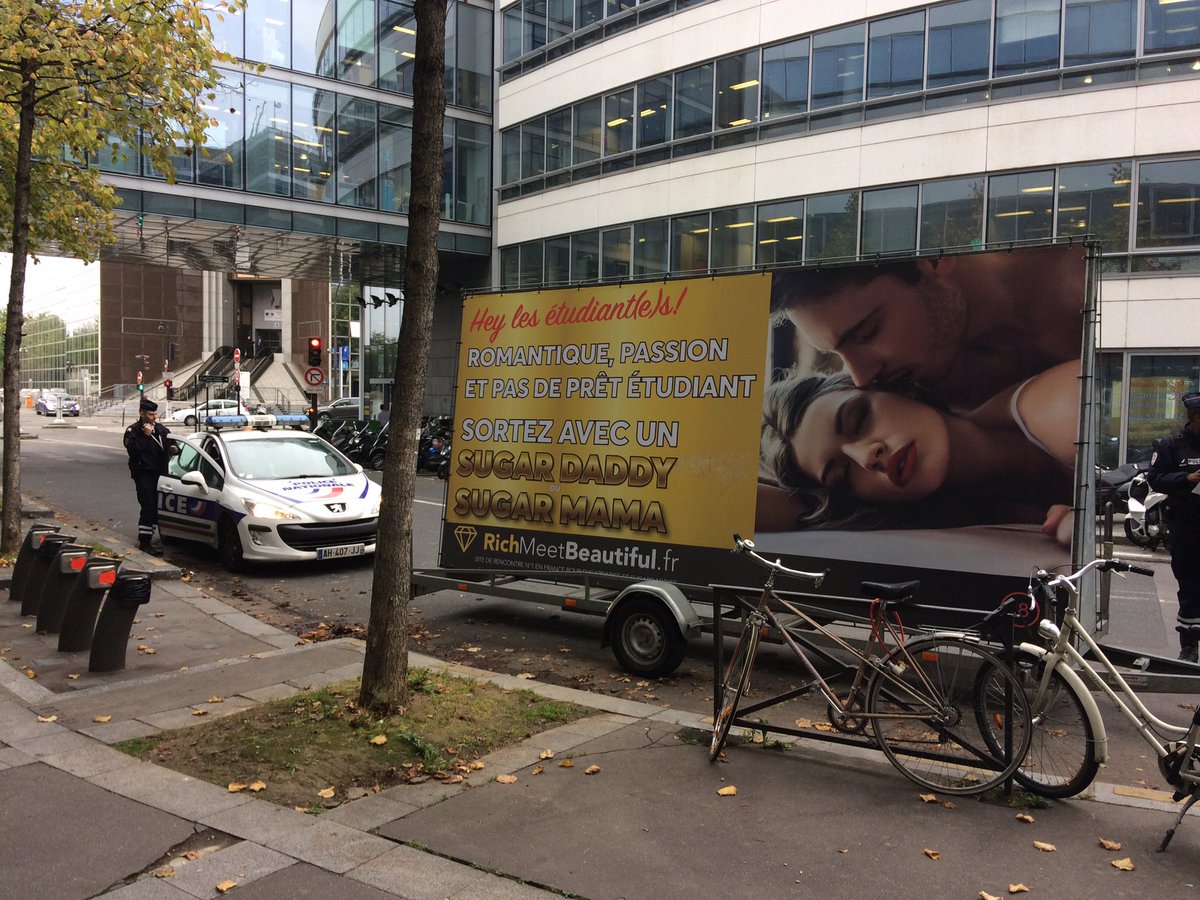 La publicité Sugar Daddy devant France Télévisions. - Twitter @CParrot