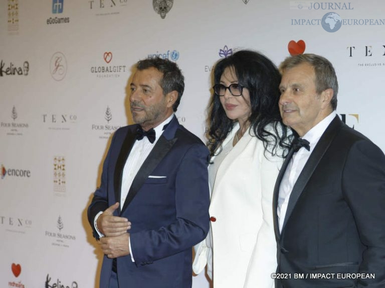 Bernard Montiel et Yamina Benguigui lors de la 10ème édition du Global Gift Gala au Four Seasons Hotel George V à Paris