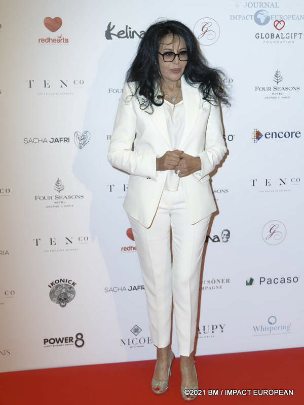 Yamina Benguigui lors de la 10ème édition du Global Gift Gala au Four Seasons Hotel George V à Paris