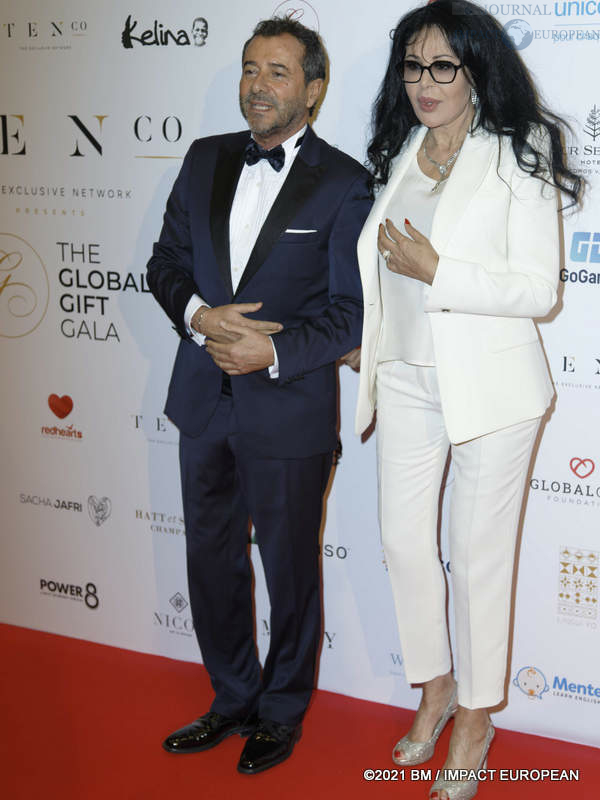 Bernard Montiel et Yamina Benguigui lors de la 10ème édition du Global Gift Gala au Four Seasons Hotel George V à Paris