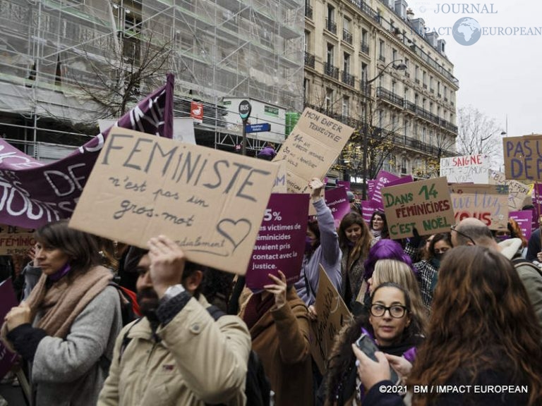 Manif stop violences 100