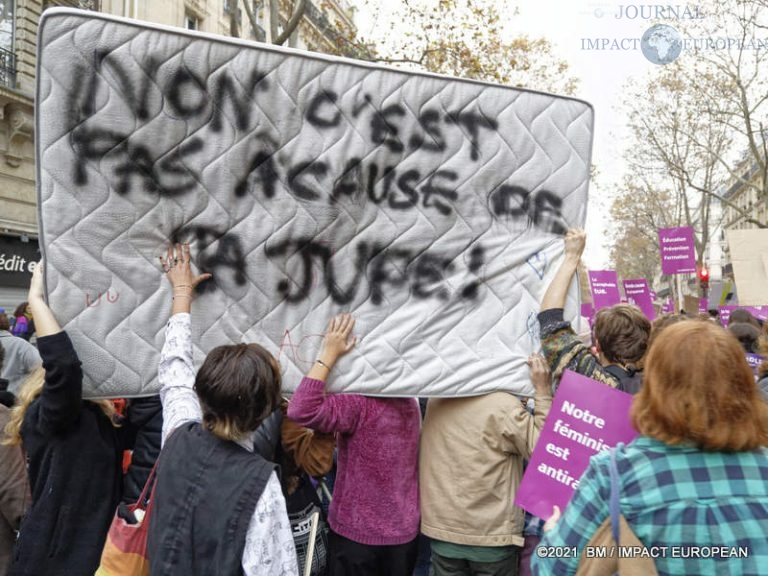 Manif stop violences 74