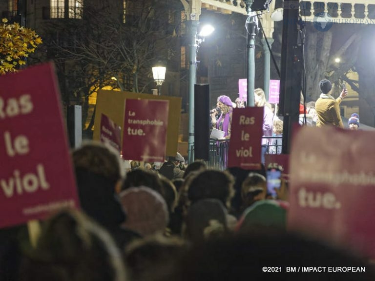 Manif stop violences 88