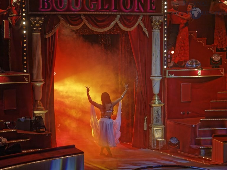 CIRQUE D'HIVER BOUGLIONE la saison 2021-2022 Dingue 44