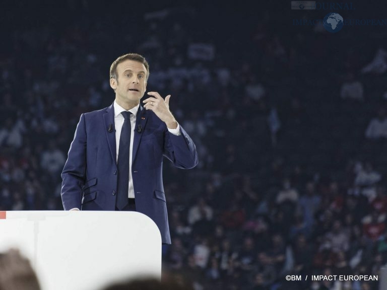 Emmanuel Macron 40