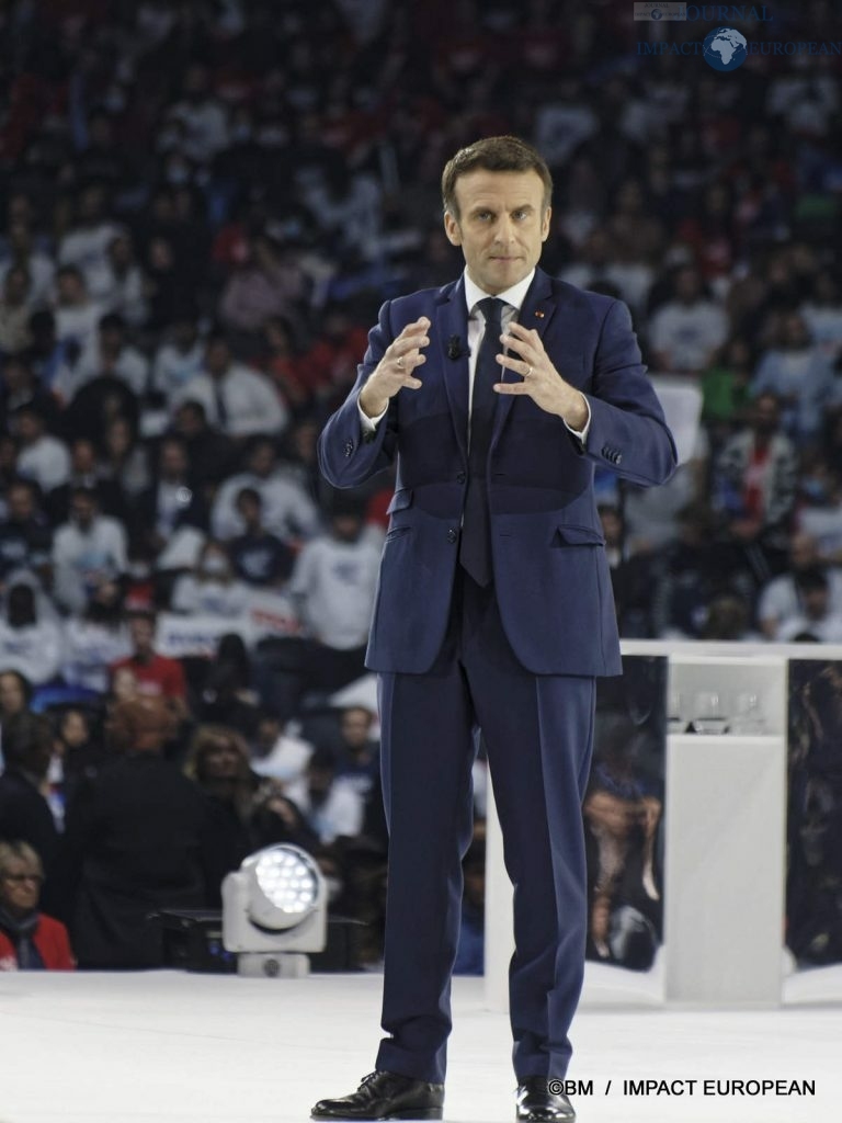 Emmanuel Macron 49