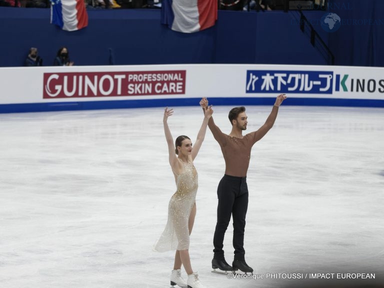 Gabriella Papadakis et Guillaume Cizeron, Champions du Monde 15