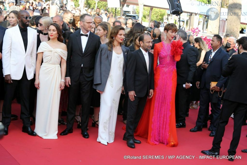 Ladj Ly, Noomi Rapace, Joachim Trier, Jasmine Trinca,  Asghar Farhadi et Rebecca Hall,