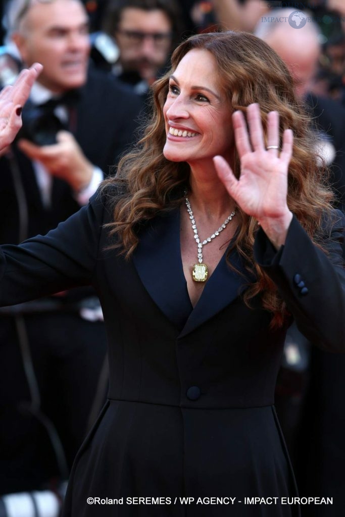Julia Roberts renversante sur le tapis rouge du Festival de Cannes le 19 mai 2022.