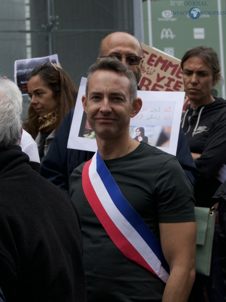 Manifestation pour soutenir la contestation en Iran dégénère à Paris / ©Cedric CHOTEL - IMPACT EUROPEAN