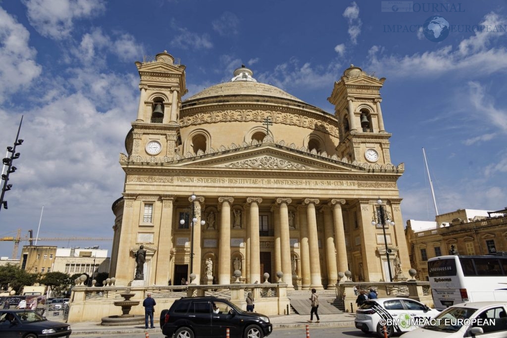 Mosta Rotunda 02