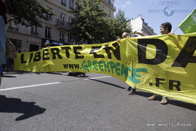 Marche contre l'extrême droite 02