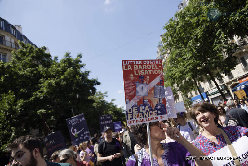 Marche contre l'extrême droite 30