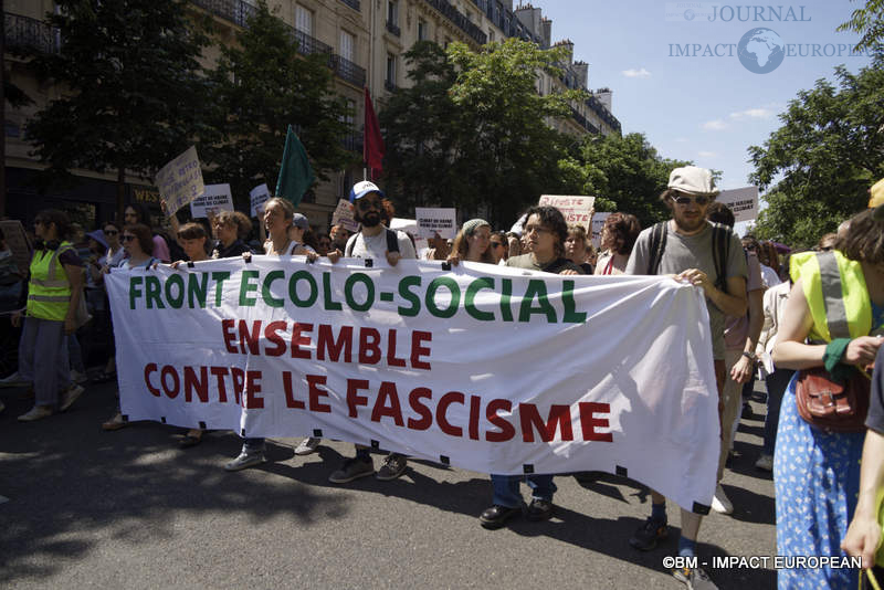 Marche contre l'extrême droite 33