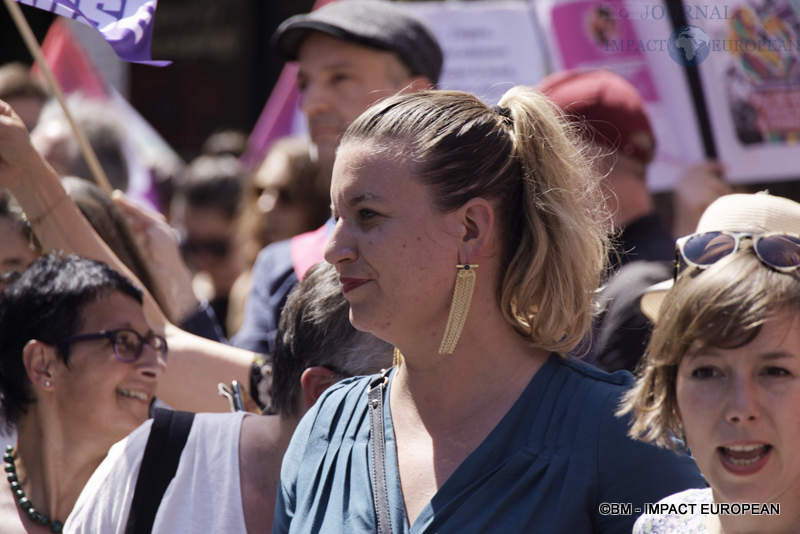 Marche contre l'extrême droite 53