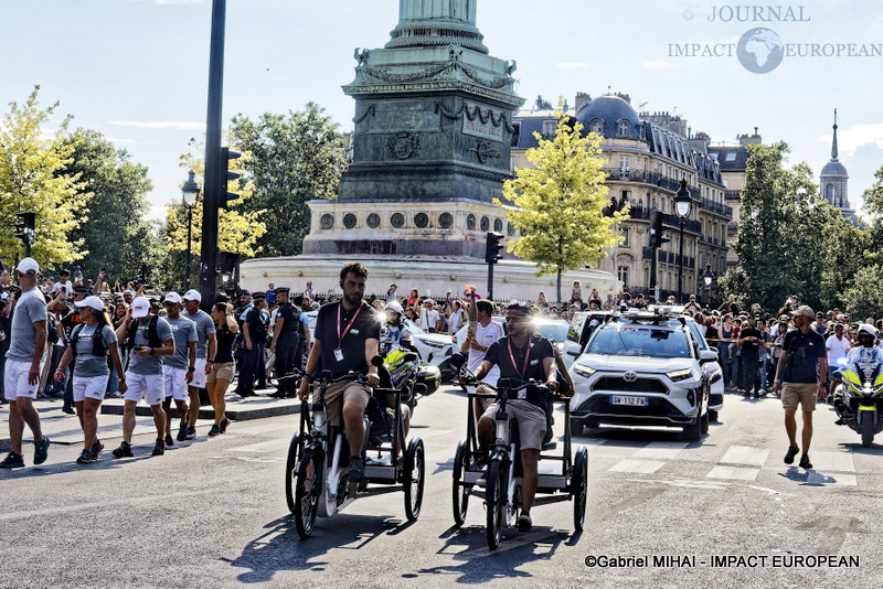 IMG_1186fllame à la Bastille